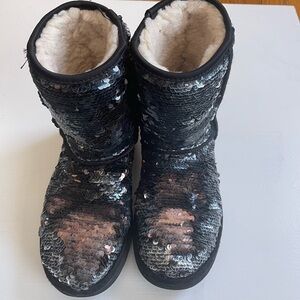 Ugg boots, women’s size 6